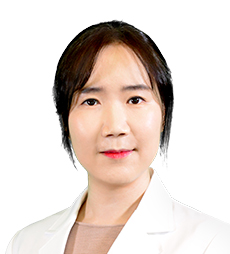 홍새롬 교수